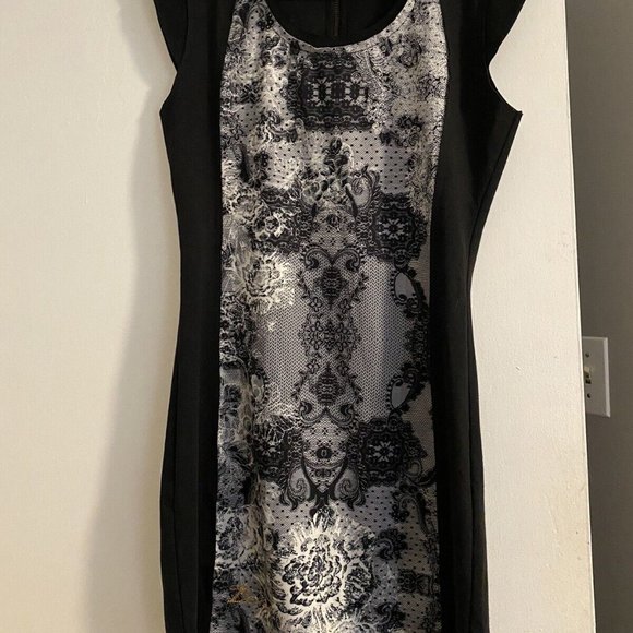 Desigual dress, black, size small with slimming pattern - Picture 5 of 5